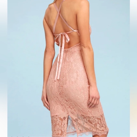 DEAL! $20! Dusty Rose Pink Lace Dress Lulu’s Halter Back Fitted Knee Length - Picture 2 of 10